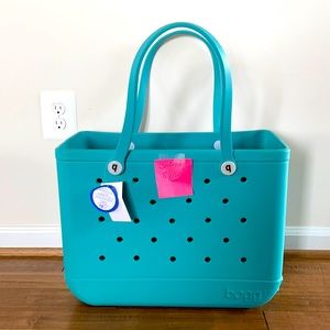 OG large Turquoise Bogg bag with insert NWT